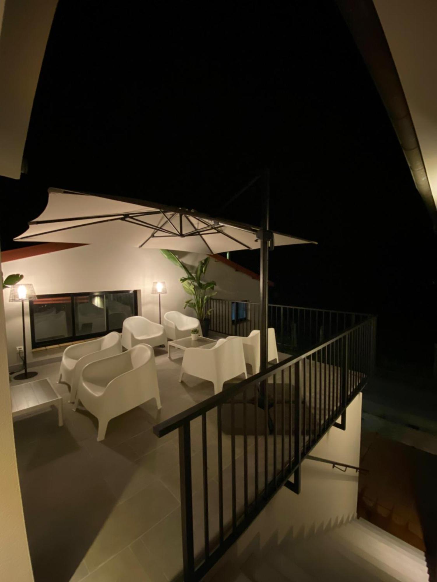 Vista Montana Appartement Onís Buitenkant foto